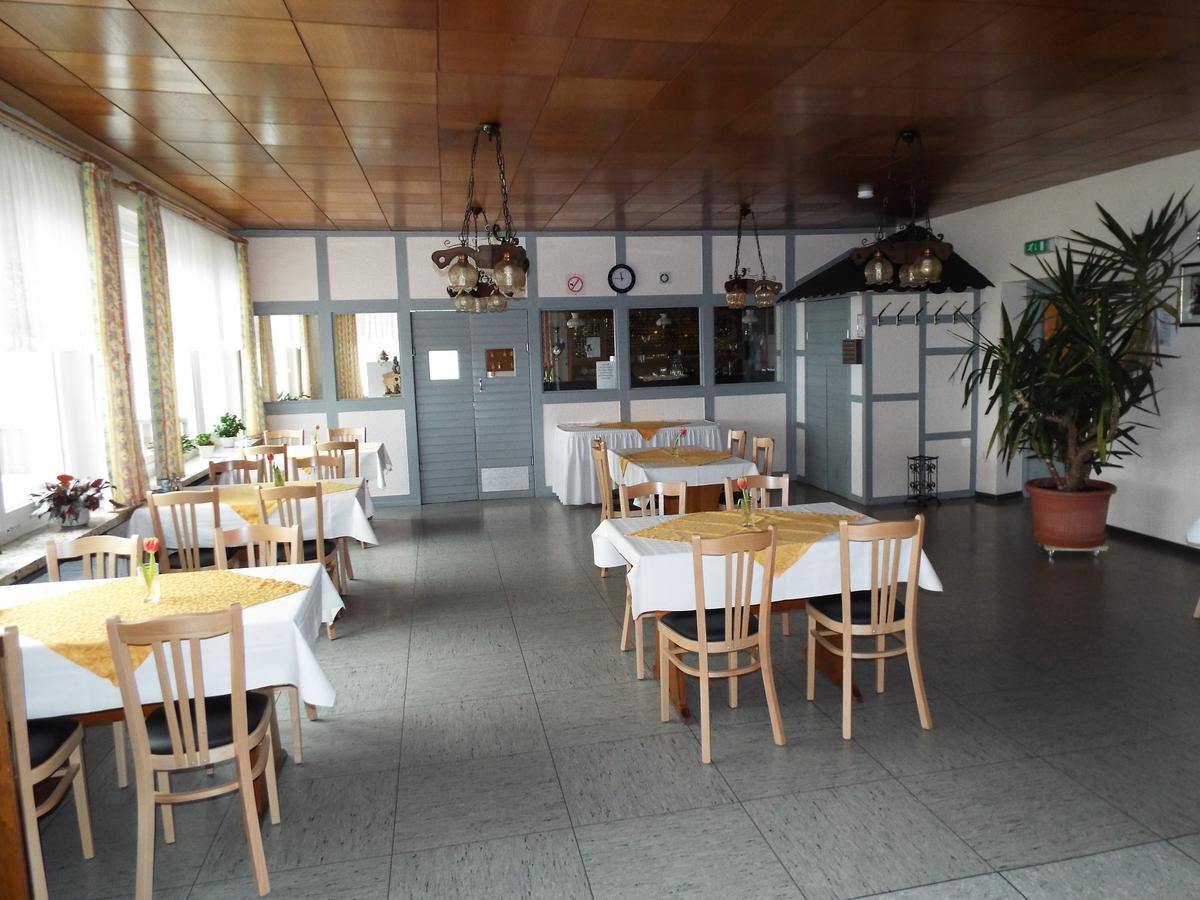 Hotel garni Zum Reinhardswald Gewissenruh Exterior foto