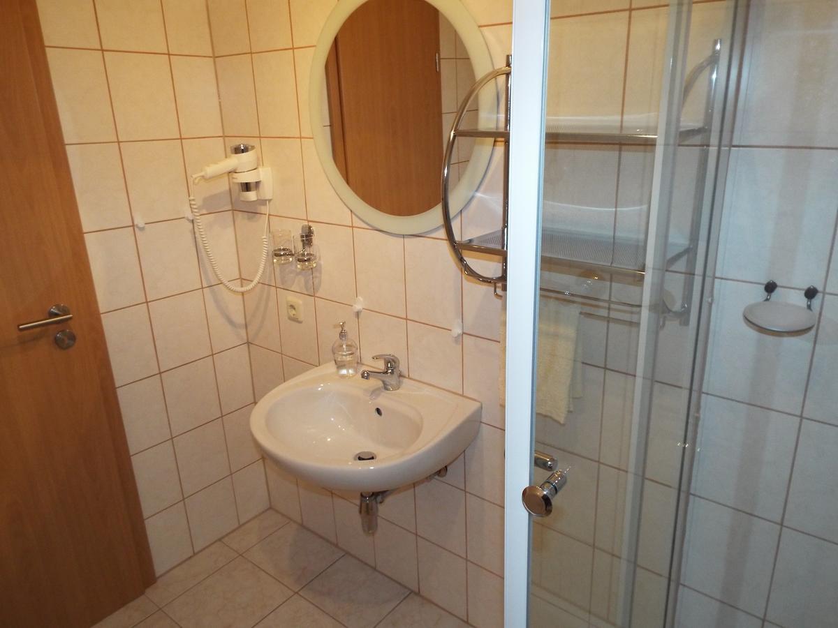 Hotel garni Zum Reinhardswald Gewissenruh Zimmer foto