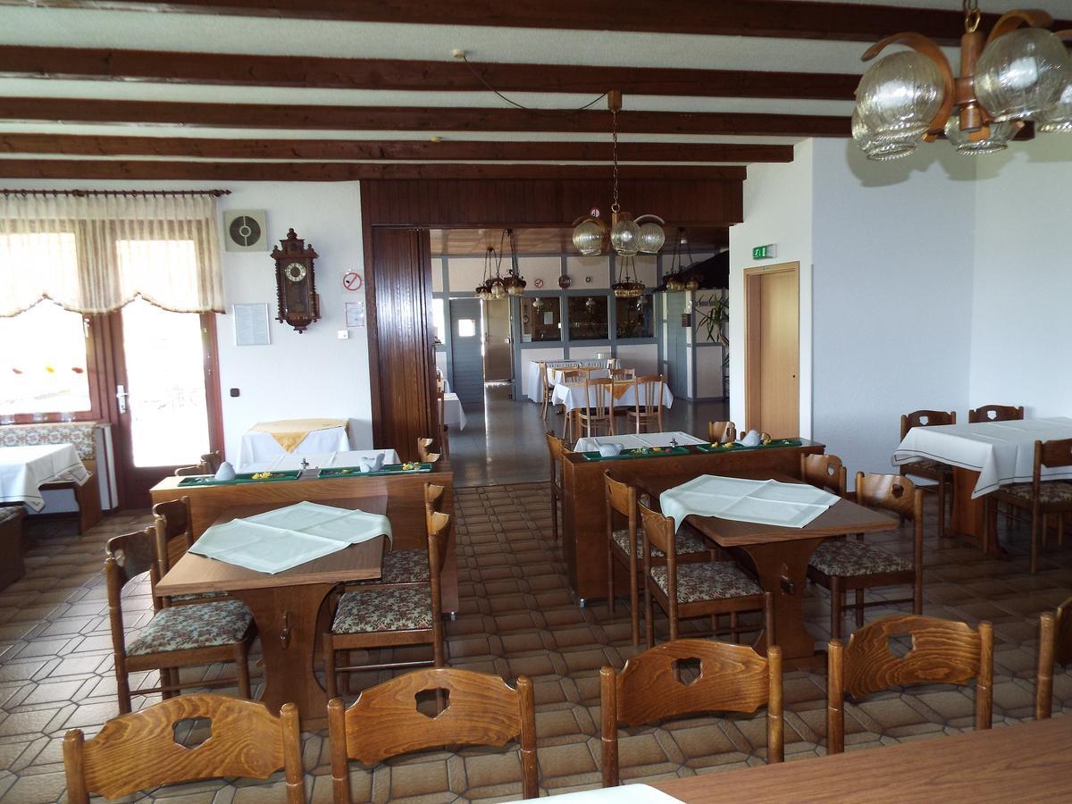 Hotel garni Zum Reinhardswald Gewissenruh Exterior foto